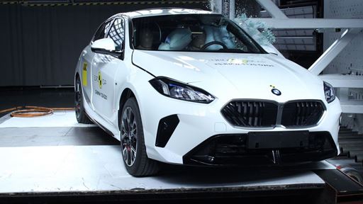 BMW 1 Series Side Pole test 2025