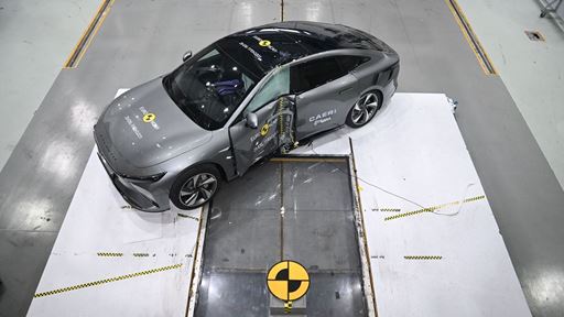EXLANTIX ES Side Pole test 2025 after crash