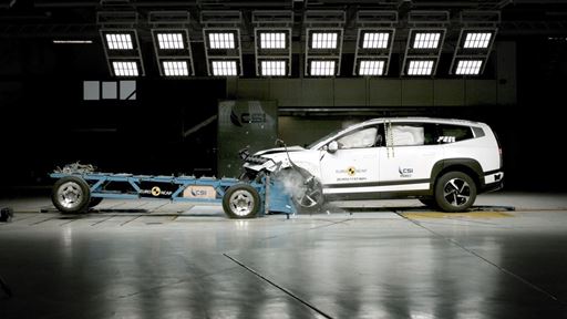 Hyundai IONIQ 9 Mobile Progressive Deformable Barrier test 2025