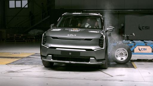 Kia EV9 Side Mobile Barrier test 2023