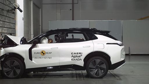 Lynk Co 08 Full Width Rigid Barrier test 2025
