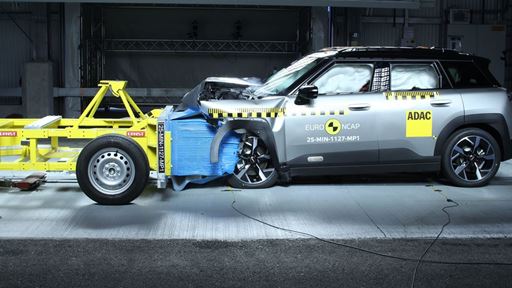 MINI Aceman Mobile Progressive Deformable Barrier test 2025