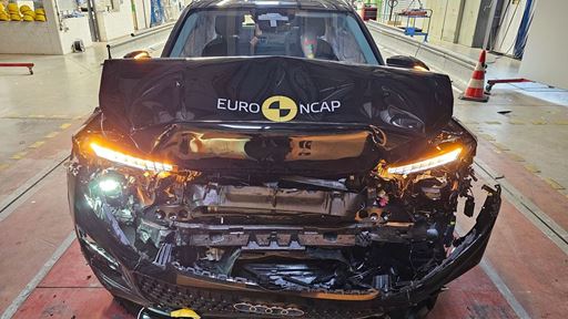 Audi Q3 Full Width Rigid Barrier test 2025 after crash