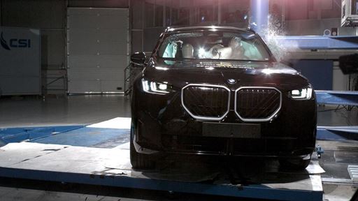 BMW X3 Side Pole test 2025