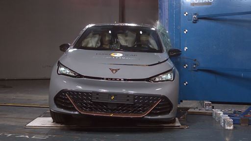 Cupra BORN Side Pole test 2025