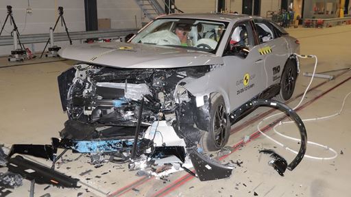 DS N 8 Mobile Progressive Deformable Barrier test 2025 after crash