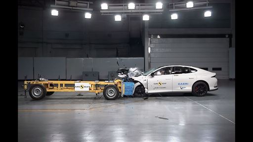 IM IM5 Mobile Progressive Deformable Barrier test 2025