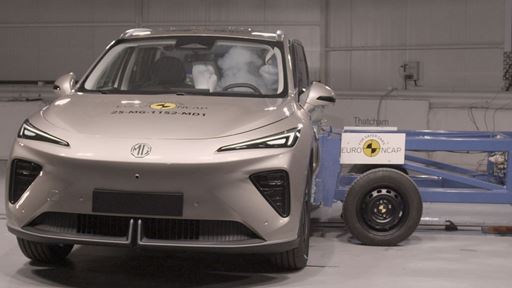 MG MGS6 EV Side Mobile Barrier test 2025