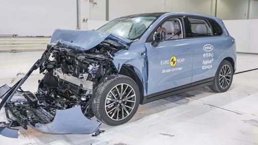 Leapmotor B10 Full Width Rigid Barrier test 2025 after crash