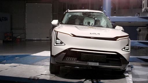 Kia EV5 Side Pole test 2025