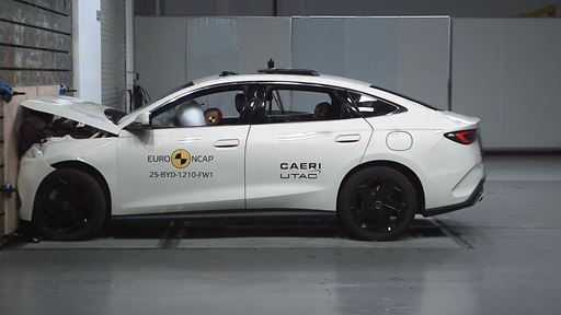 BYD SEAL 6 Full Width Rigid Barrier test 2025