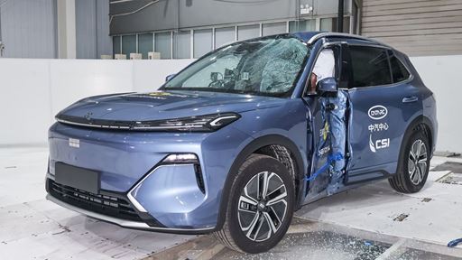 GEELY STARRAY EM i Side Pole test 2025 after crash