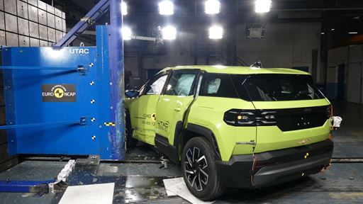 jeep-compass---side-pole-test-2025---after-crash