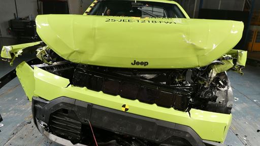 jeep-compass---full-width-rigid-barrier-test-2025---after-crash