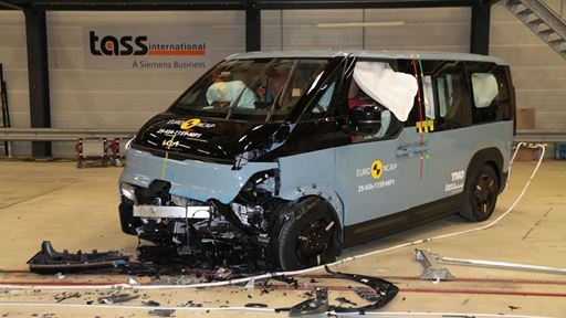 kia-pv5-passenger---mobile-progressive-deformable-barrier-test-2025---after-crash