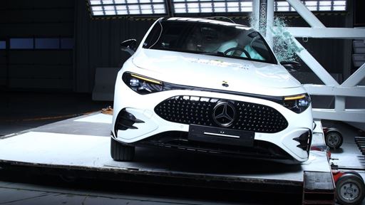 mercedes-benz-cla---side-pole-test-2025