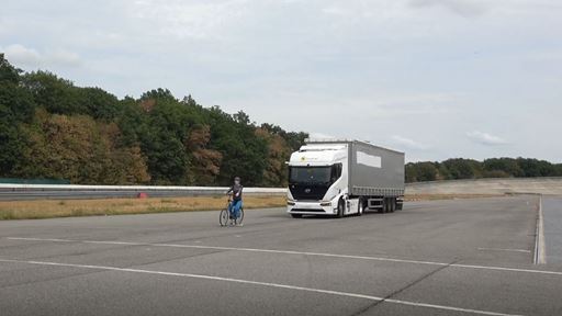 BYD ETT 44 4x2 tractor unit at the Euro NCAP testing facility