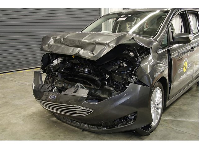 Euro Ncap Newsroom Ford Grand C Max Frontal Full Width Test 17 After Crash