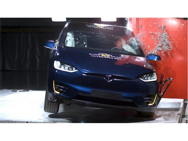 Euro Ncap Newsroom Tesla Model X Pole Crash Test 2019