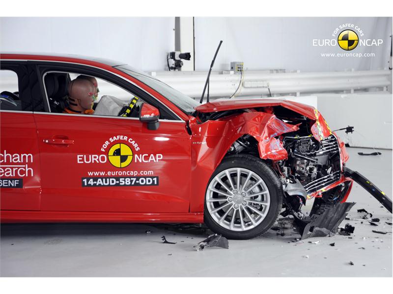 Euro NCAP Newsroom : Audi A3 Sportback E-tron - Frontal Crash Test 2014 ...