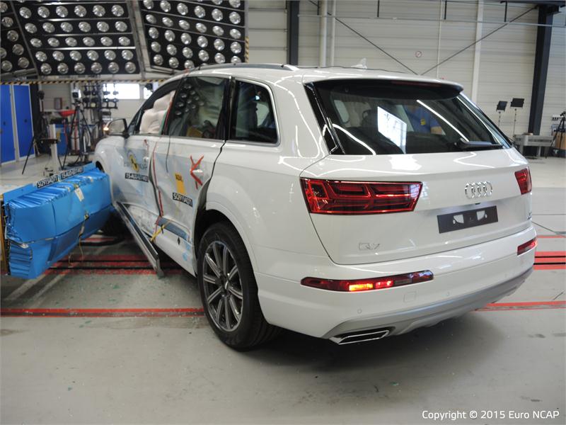Euro NCAP Newsroom Audi Q7 Side Crash Test 2015