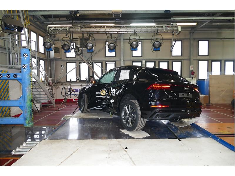 Euro Ncap Newsroom Audi Q8 Pole Crash Test 2019 After Crash