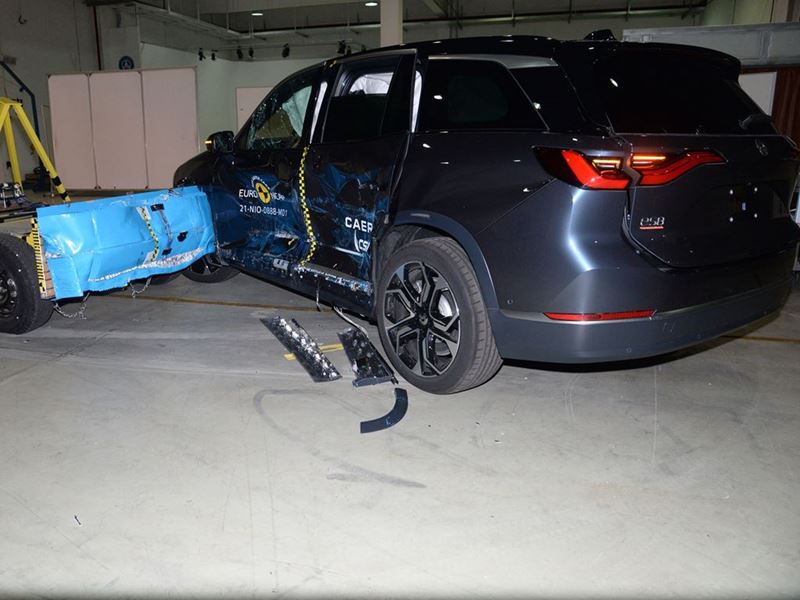 Euro NCAP Newsroom : NIO ES8 - Side Mobile Barrier Test 2021 - After Crash