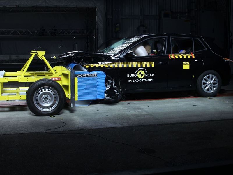 Škoda Fabia - Side Mobile Barrier test 2021