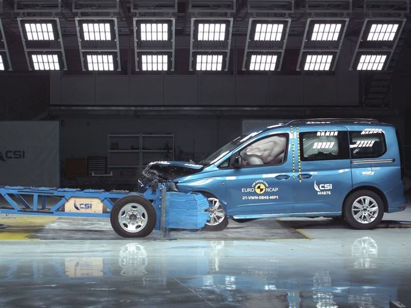 VW Caddy - Mobile Progressive Deformable Barrier test 2021