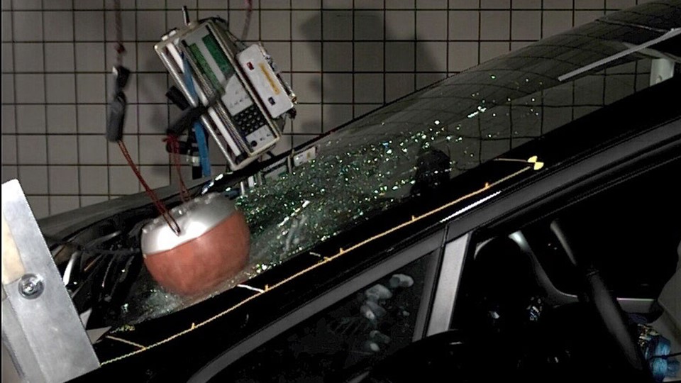 Kia C'eed – Pedestrian Adult Headform