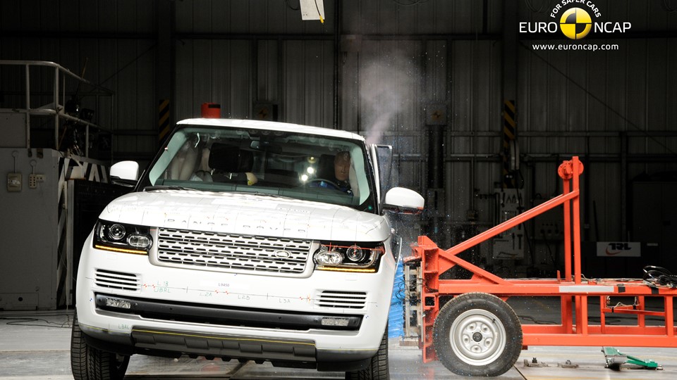 Range Rover Side crash test 2012