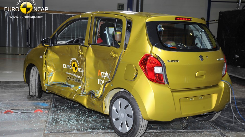 Suzuki Celerio  - Side crash test 2014