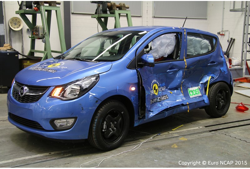 Opel/Vauxhall Karl  - Side crash test 2015 - after crash