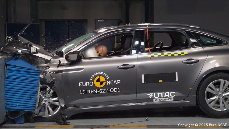 Renault Talisman  - Frontal Offset Impact test 2015