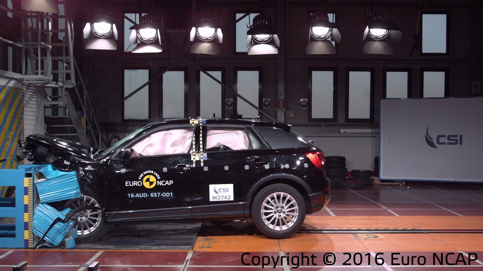 Audi Q2 - Frontal Offset Impact test 2016