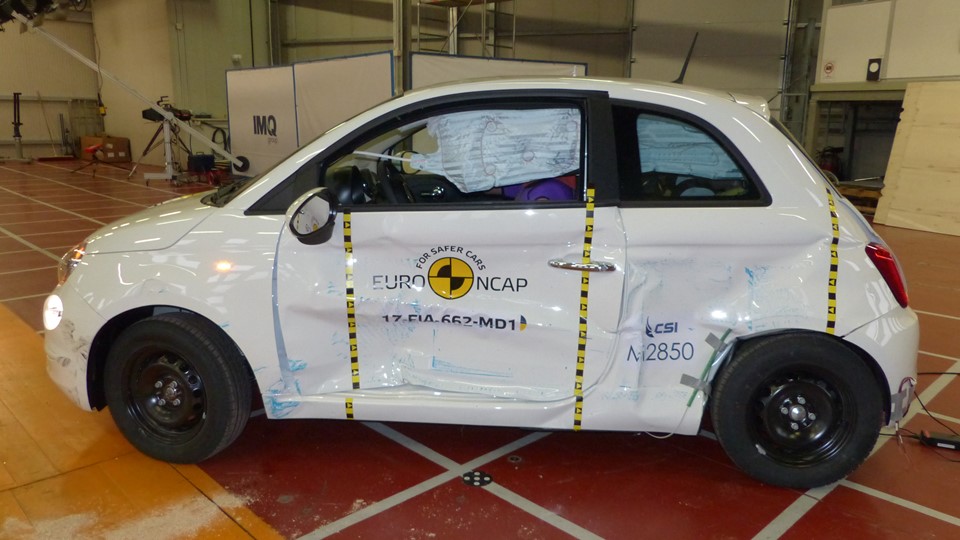 Fiat 500 - Side crash test 2017 - after crash