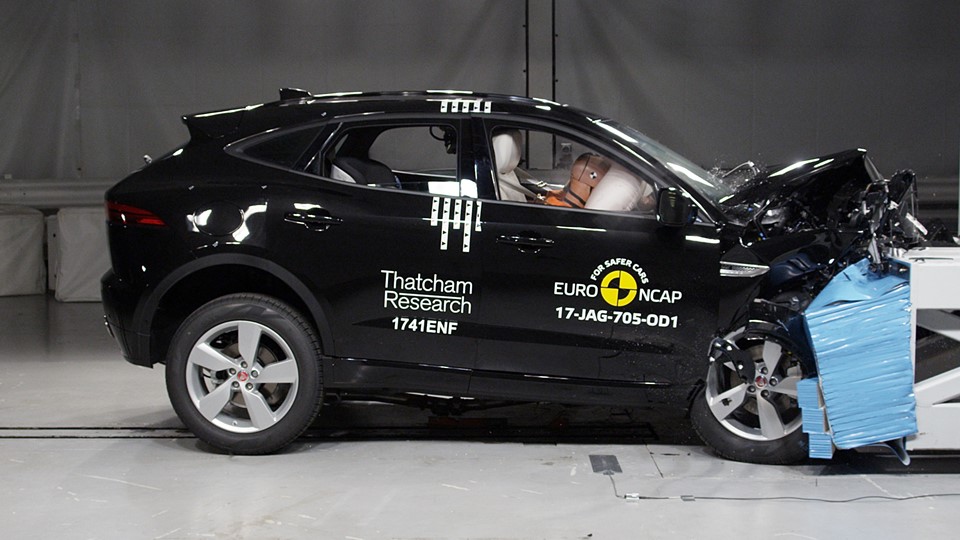 Jaguar E-Pace - Frontal Offset Impact test 2017