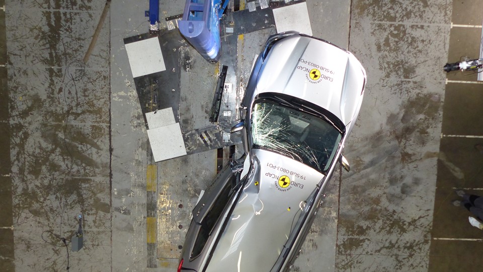 Subaru Forester - Pole crash test 2019 - after crash