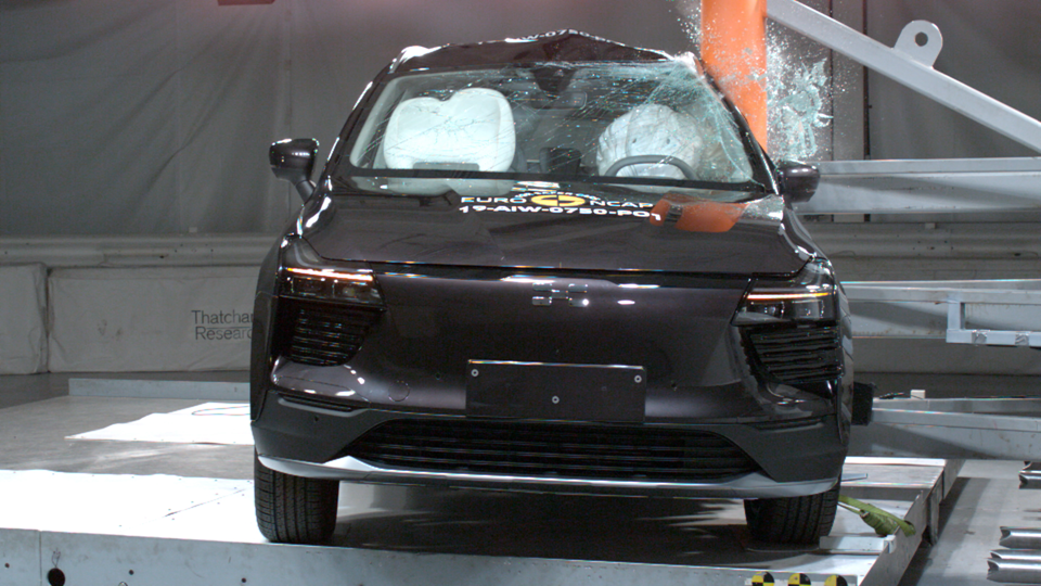 Aiways U5 - Pole crash test 2019