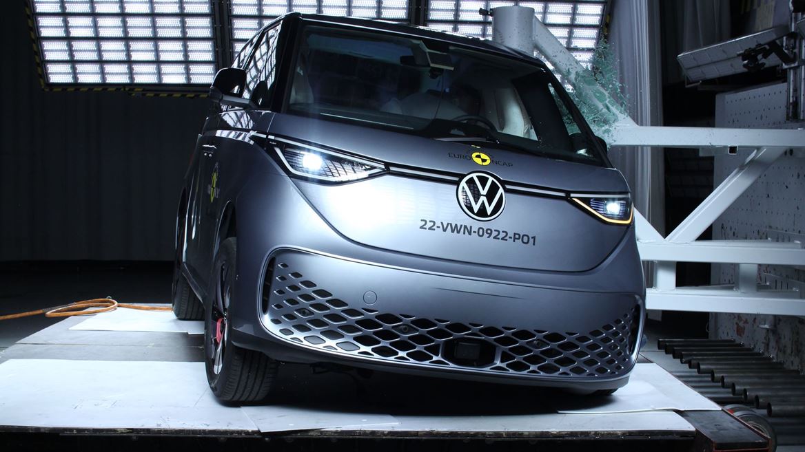 VW ID. Buzz - Side Pole test 2022