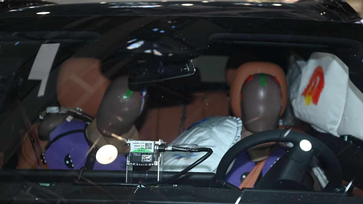 XPENG G9 Far Side impact test 2023 after crash