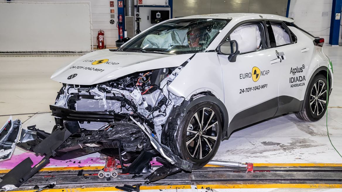 Toyota C HR Mobile Progressive Deformable Barrier test 2024 after crash