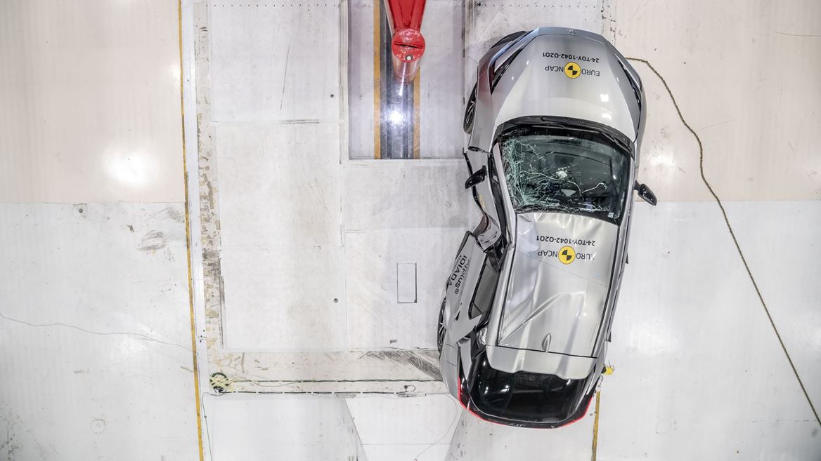 Toyota C HR Side Pole test 2024 after crash