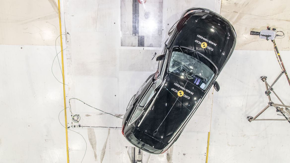 Audi A5 Side Pole test 2024 after crash