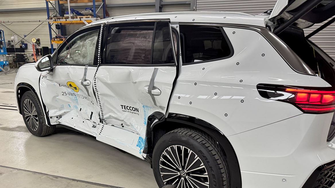 VW Tayron Side Mobile Barrier test 2025 after crash