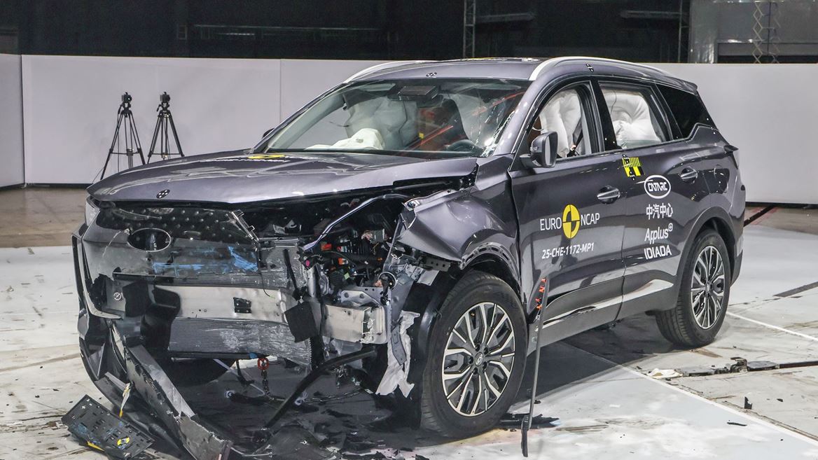 CHERY TIGGO 7 Mobile Progressive Deformable Barrier test 2025 after crash