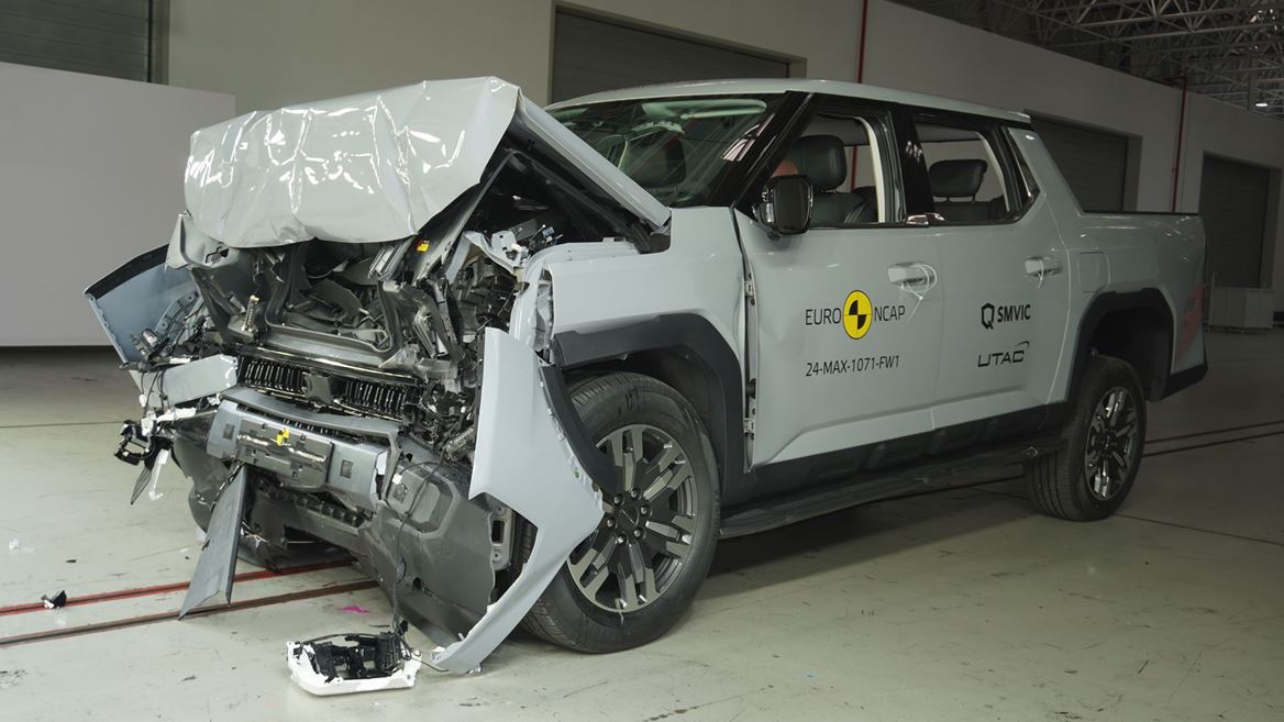 Maxus eTERRON 9 Full Width Rigid Barrier test 2024 after crash