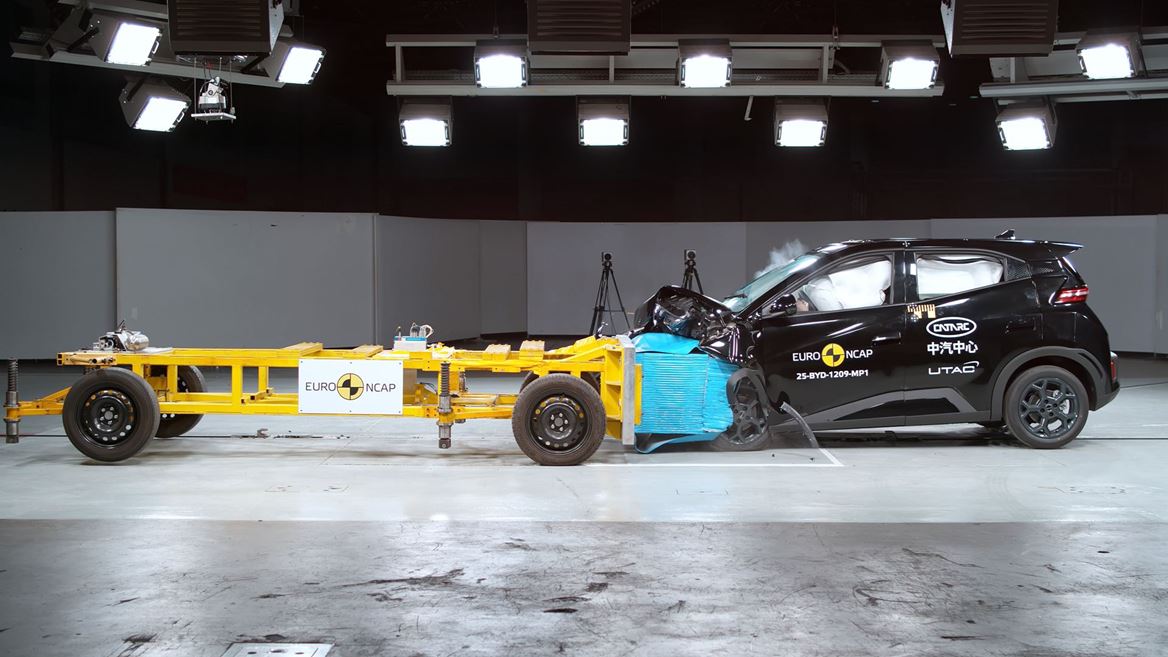 BYD DOLPHIN SURF Mobile Progressive Deformable Barrier test 2025