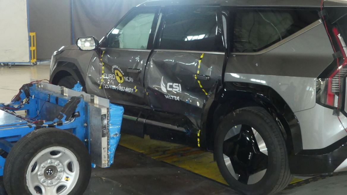Kia EV9 Side Mobile Barrier test 2023 after crash
