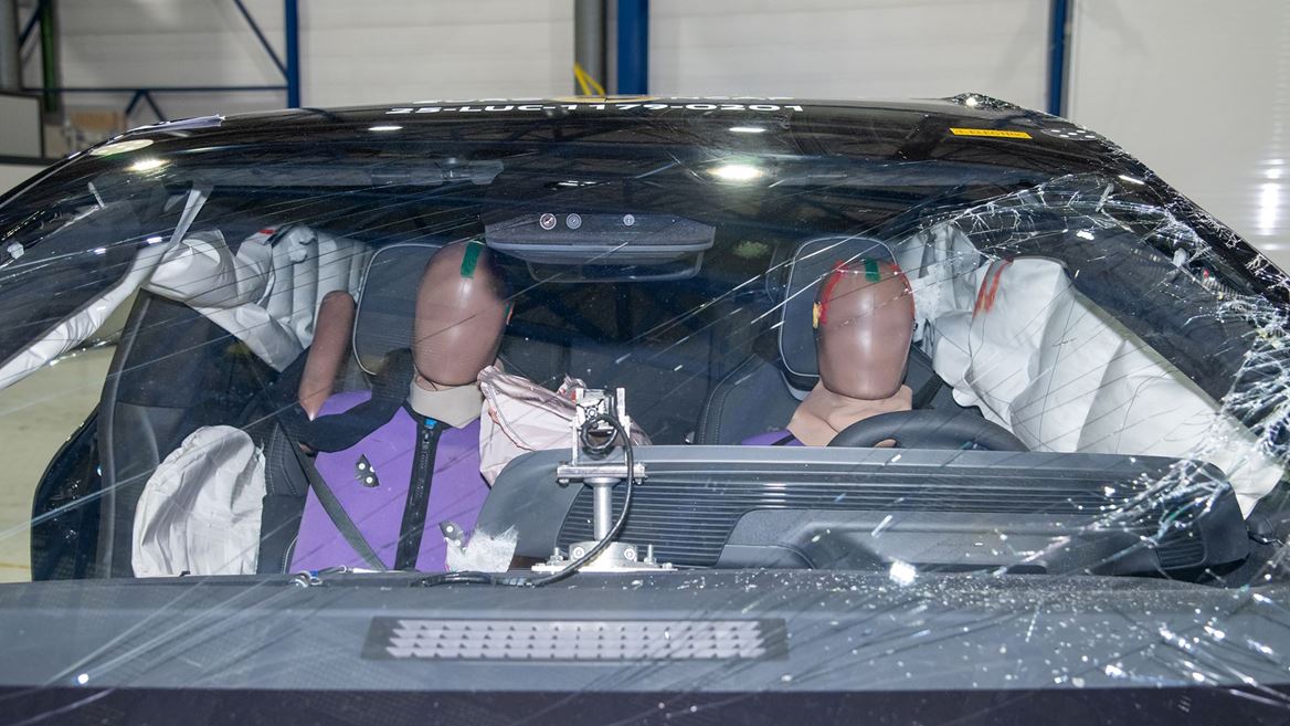 Lucid Gravity Far Side impact test 2025 after crash